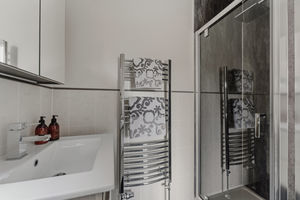 Photo 33- click for photo gallery